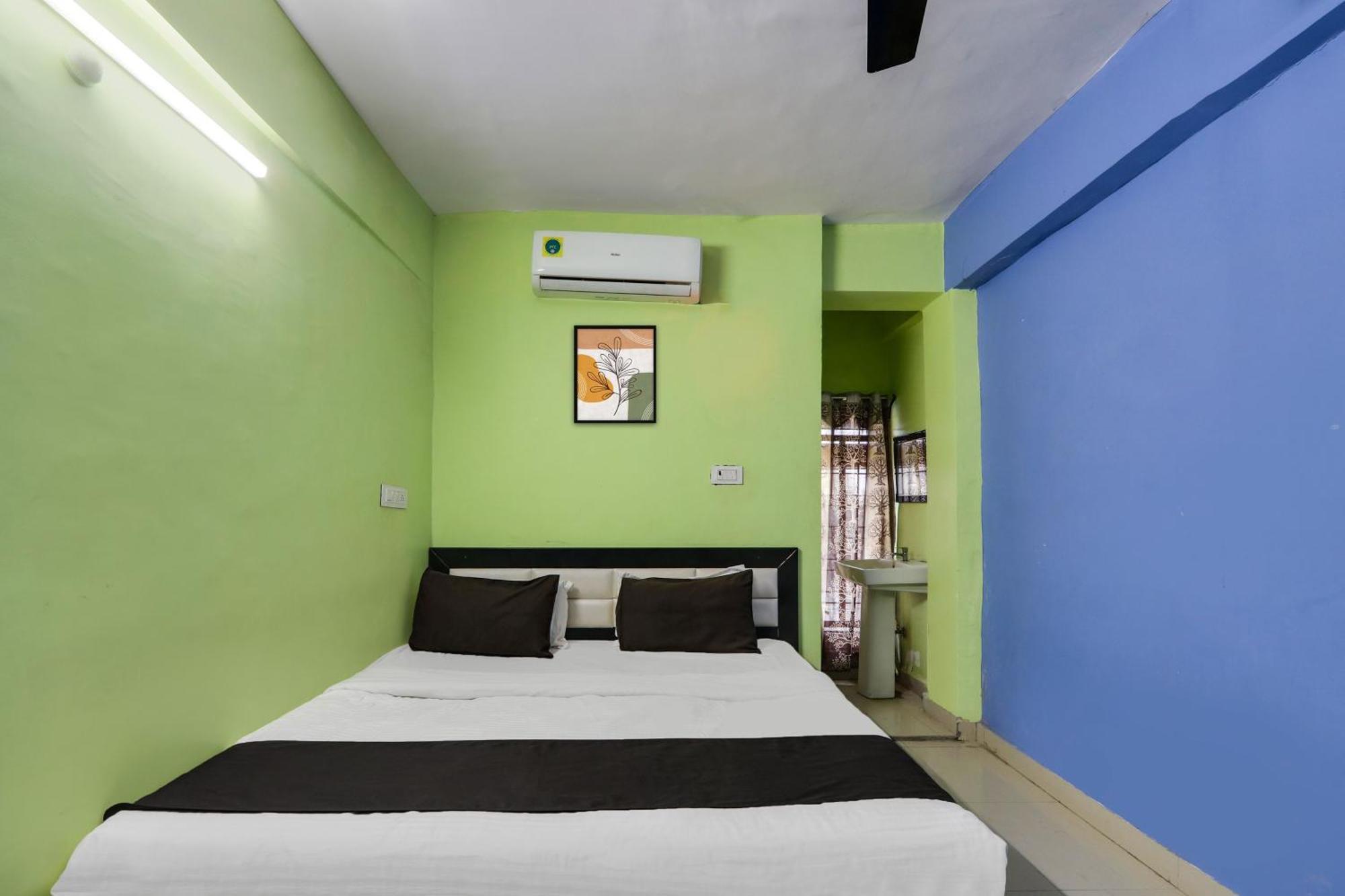 Hotel O Grand Hotel And Lodge Sangareddy Екстериор снимка